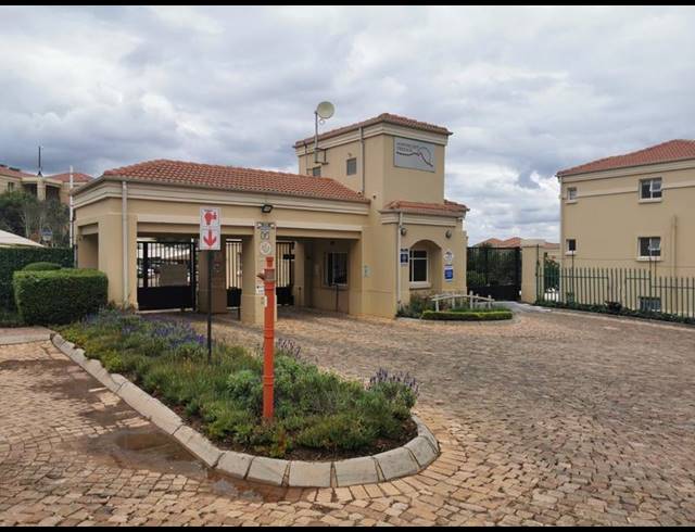 1 BEDROOM APARTMENT FOR SALE IN NORTHCLIFF